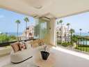 Apartamento en venta en Estepona