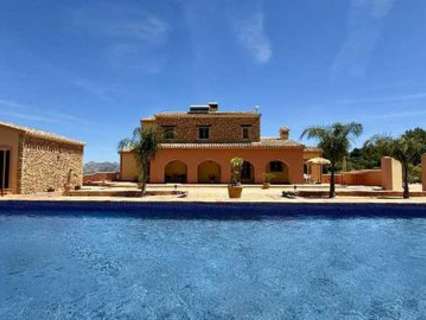 Chalet en venta en Orba