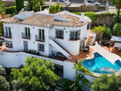 Chalet en venta en Pego