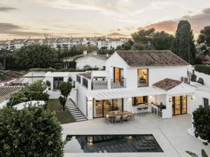 Villa en venta en Benahavís