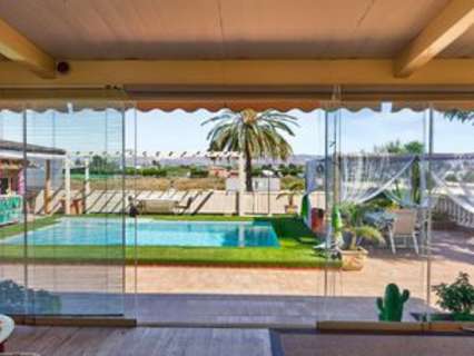 Villa en venta en Orihuela