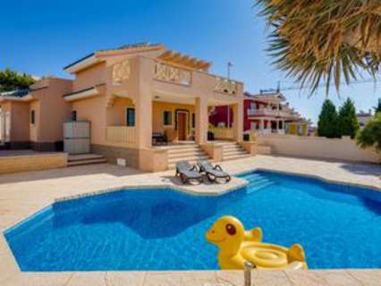 Villa en venta en Quesada