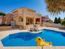 Villa en venta en Quesada