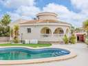 Villa en venta en Quesada