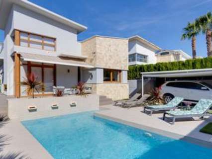 Villa en venta en Quesada