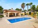 Villa en venta en Benillup