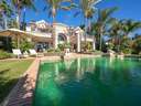 Villa en venta en Benahavís