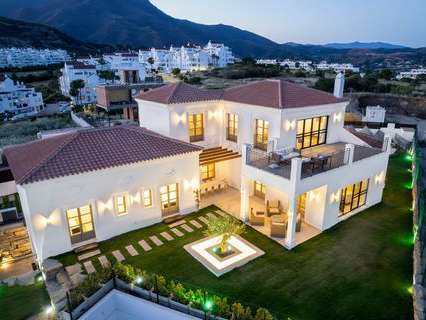 Villa en venta en Estepona