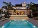 Villa en venta en Marbella