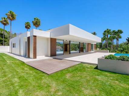 Villa en venta en Manilva