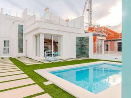 Villa en venta en Los Alcázares