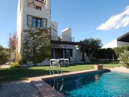 Villa en venta en Benillup