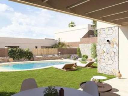 Villa en venta en Murcia