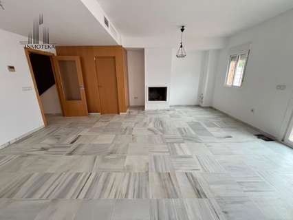 Chalet en venta en Palomares del Río