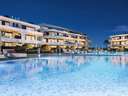 Apartamento en venta en Estepona zona Atalaya Golf