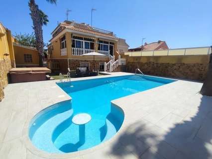 Casa en venta en Torrevieja rebajada