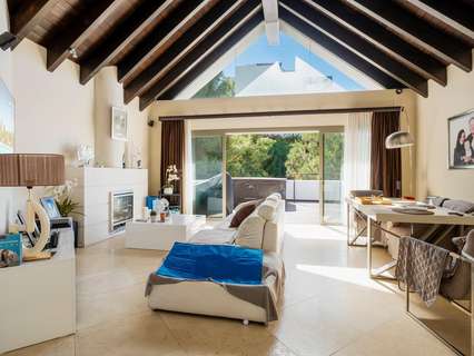 Ático dúplex en venta en Benahavís rebajado