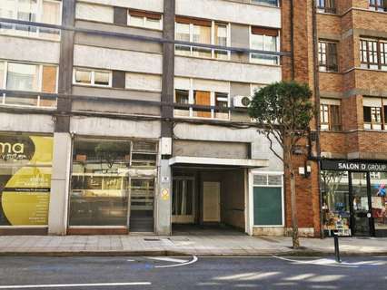 Local comercial en venta en Oviedo