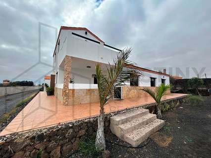 Villa en venta en La Oliva zona Lajares