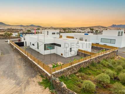 Villa en venta en La Oliva Lajares