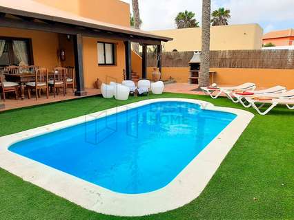 Villa en venta en La Oliva Corralejo rebajada