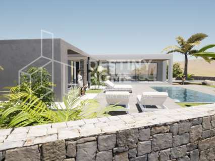 Villa en venta en La Oliva Lajares rebajada