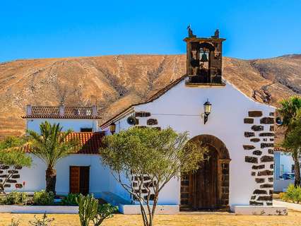Parcela en venta en La Oliva zona Villaverde