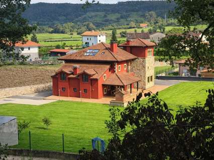 Chalet en venta en Bárcena de Cicero