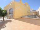 Chalet en venta en San Miguel de Salinas
