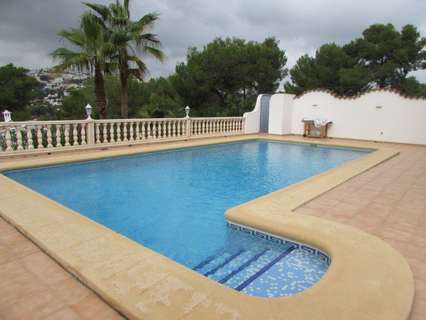 Villa en alquiler de temporada en Teulada zona Moraira, rebajada