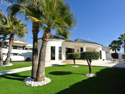 Villa en venta en San Fulgencio zona Urbanizaci&oacute;n La Marina