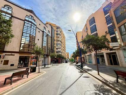 Piso en venta en Almería