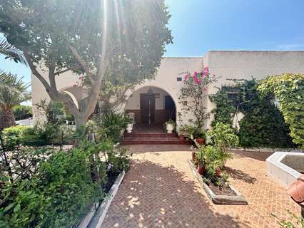 Chalet en venta en Almería