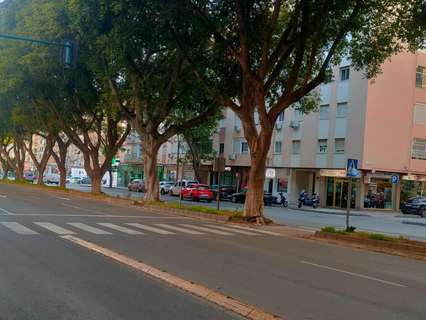 Local comercial en alquiler en Almería