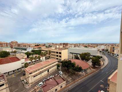 Piso en venta en Almería