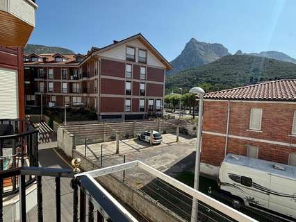 Piso en venta en Ramales de la Victoria