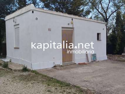 Parcela rústica en venta en Alfafara