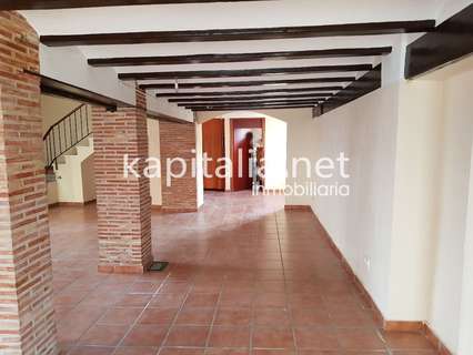 Local comercial en alquiler en Ontinyent