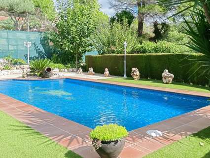 Chalet en venta en Abrera