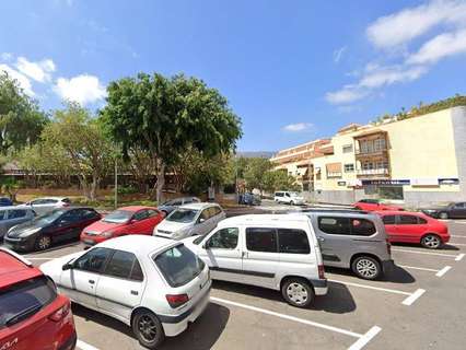 Plaza de parking en venta en Arona