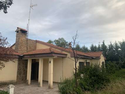 Villa en venta en Maello, rebajada