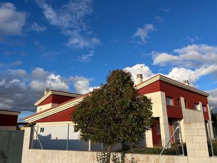 Villa en venta en Sanchidrián