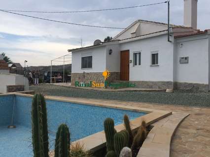 Casa rústica en venta en Vélez-Rubio