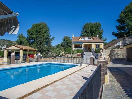 Chalet en venta en Petrer