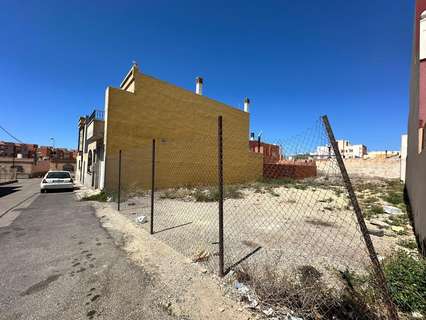 Parcela urbana en venta en Almería
