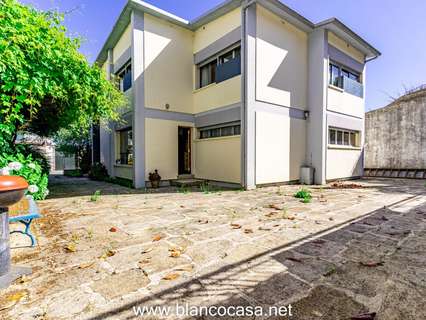 Casa en venta en Malpica de Bergantiños, rebajada