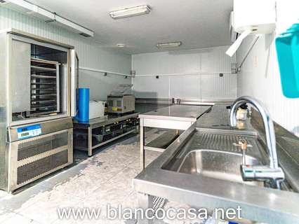 Local comercial en alquiler en Carballo
