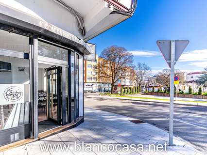 Local comercial en alquiler en Carballo