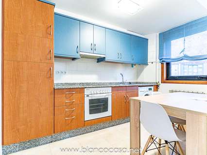 Apartamento en alquiler en Carballo