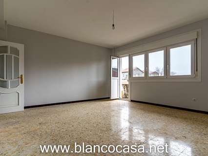Piso en venta en Carballo